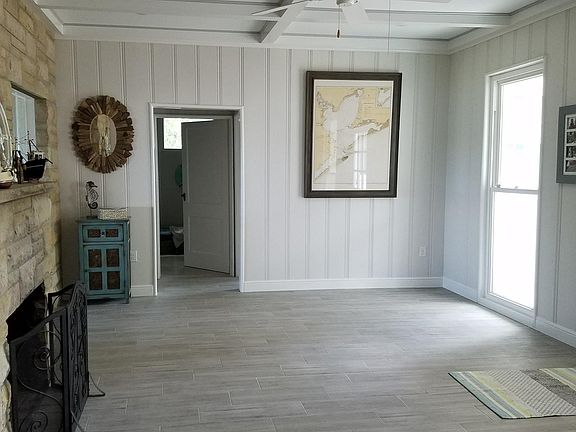 4th image of 4111 Bayshore Dr