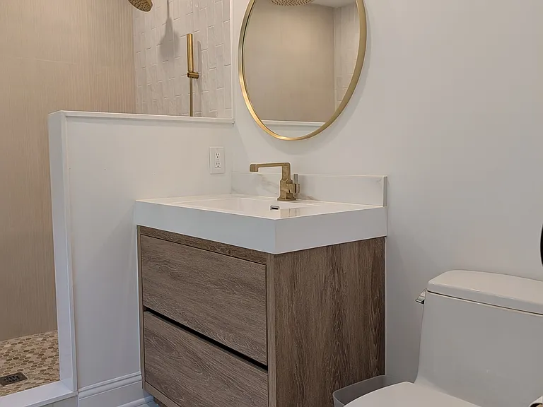 742 21st Ave — Photo 37
