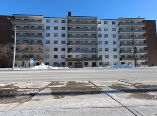 480 Lakeshore Rd E #112, Mississauga, ON L5G 1J2