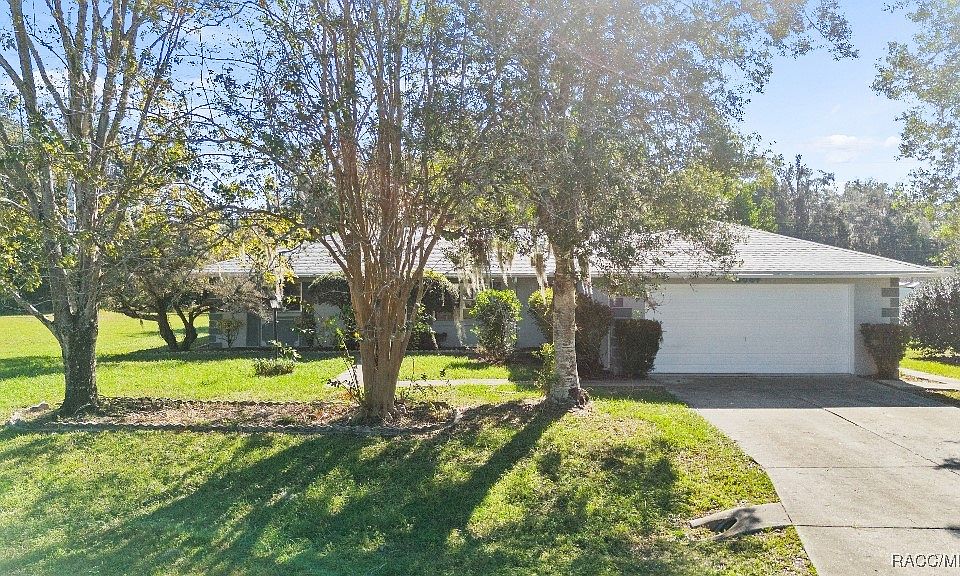 1st image of 3069 N Tamarisk Ave