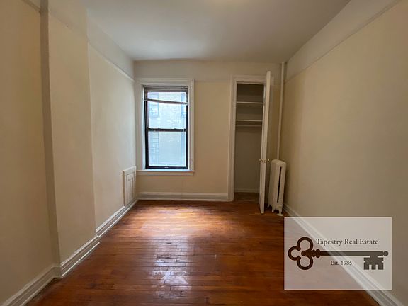 2nd image of 30-70 34th St #1D
