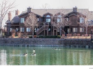 706 Hemingway Ln, Weldon Spring, MO 63304