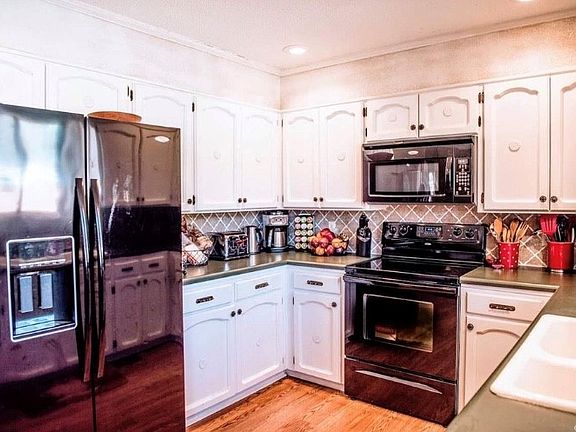 5th image of 111 San Mateo Dr