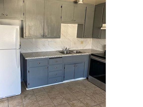 4th image of 465 Firloch Ave #4