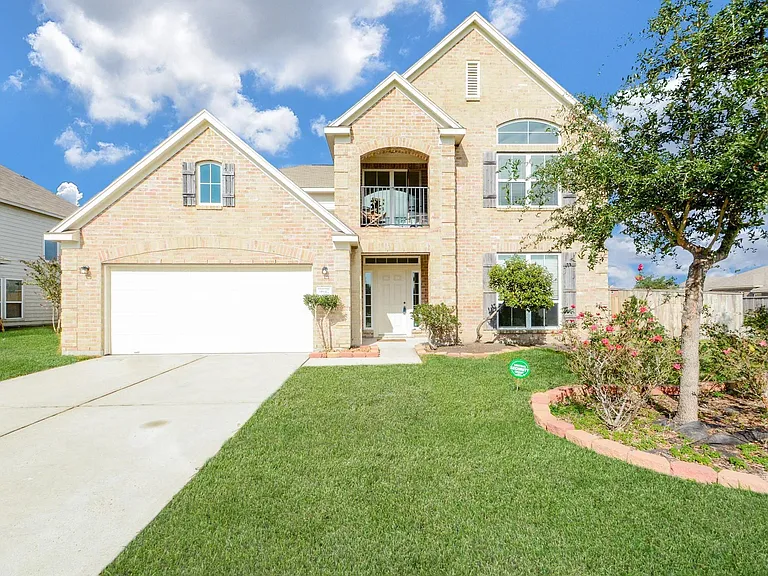 9947 Valance Way — Photo 1