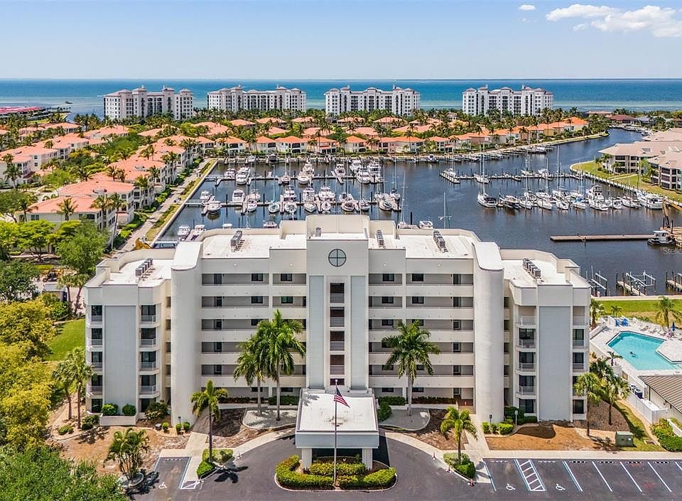 1st image of 3020 Matecumbe Key Rd APT 106