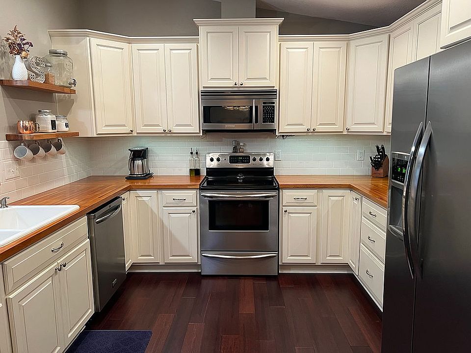 1st image of 7811 54th Ct E