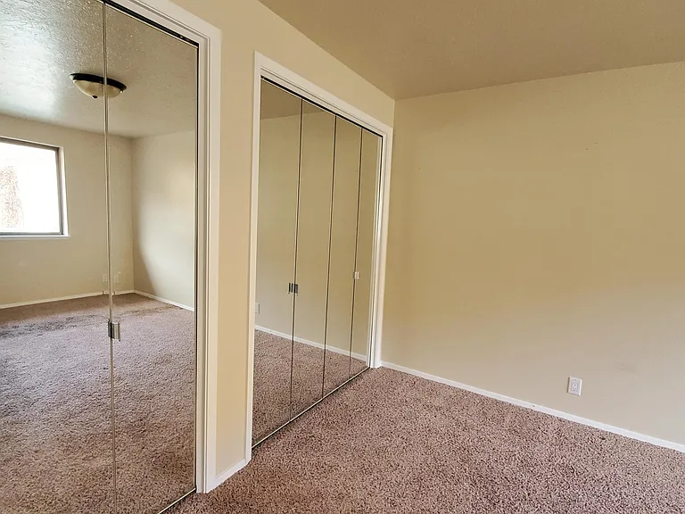 4800 N Bitterbrush Dr #1 — Photo 9
