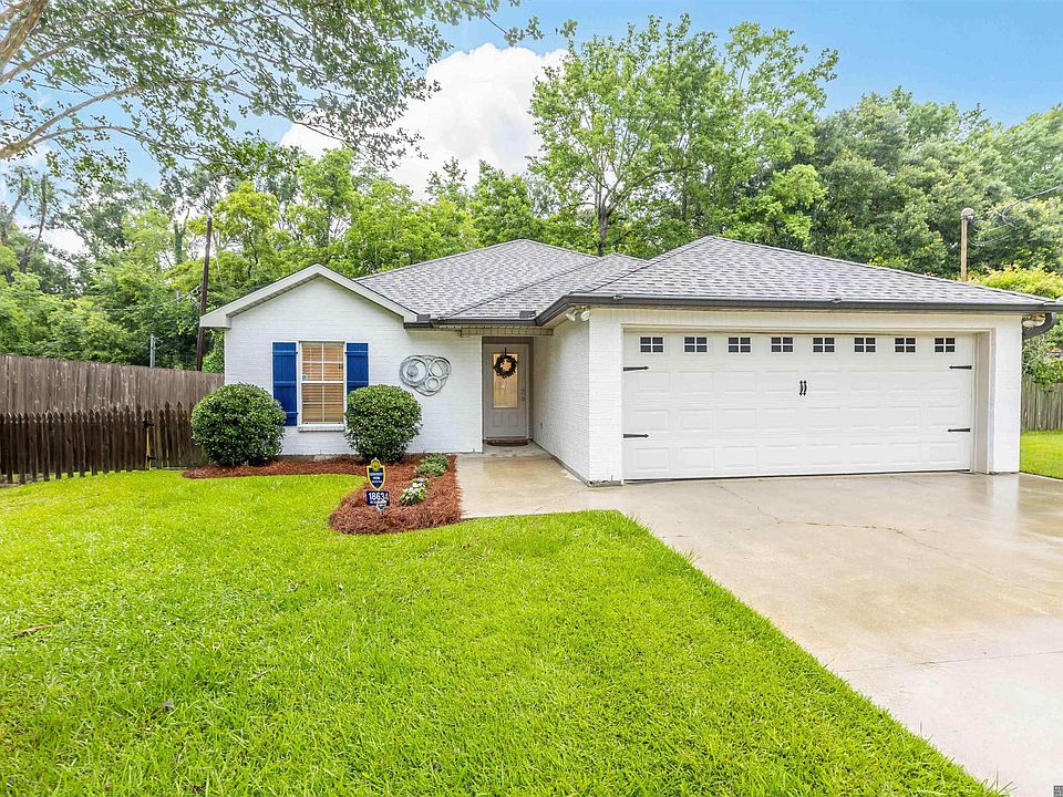 1st image of 18634 White Oak Dr