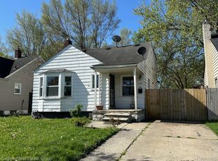 19910 McCormick St, Grosse Pointe, MI 48224