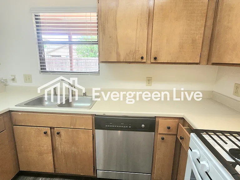 2116 San Miguel Ct — Photo 9