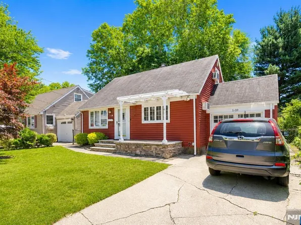 1-10 Lambert Rd, Fair Lawn, NJ 07410