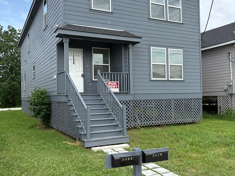 3308 Metropolitan St — Photo 4
