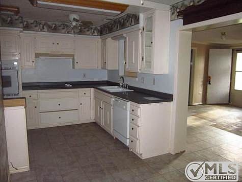 3rd image of 3621 Northcrest Dr