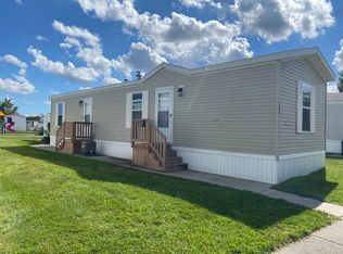 542 Cour Louis St #542, Warren, MI 48091