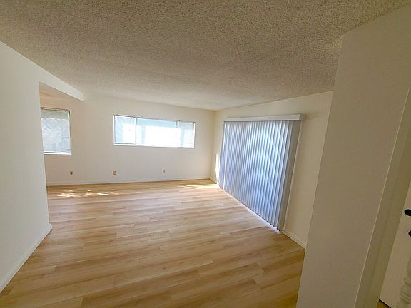 4th image of 1518 Harvard St APT 6
