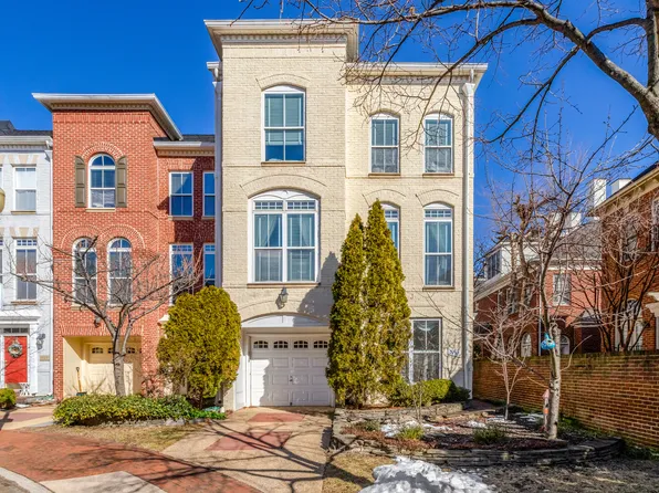 5257 Bessley Pl, Alexandria, VA 22304