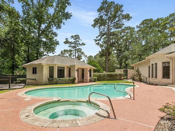 2nd image of 3514 Cypress Point Cir