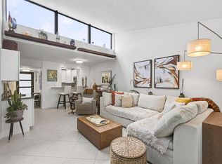 2532 Boundbrook Dr S APT 102, West Palm Beach, FL 33406