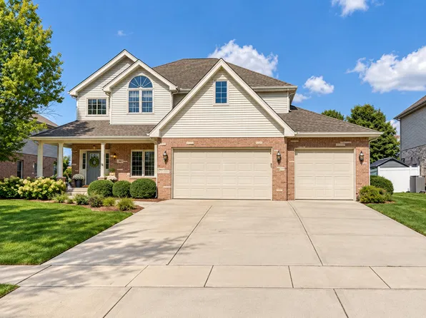 851 W Woodlawn Rd, New Lenox, IL 60451