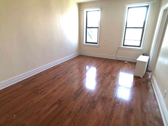 3rd image of 184 Clarkson Ave APT 6H