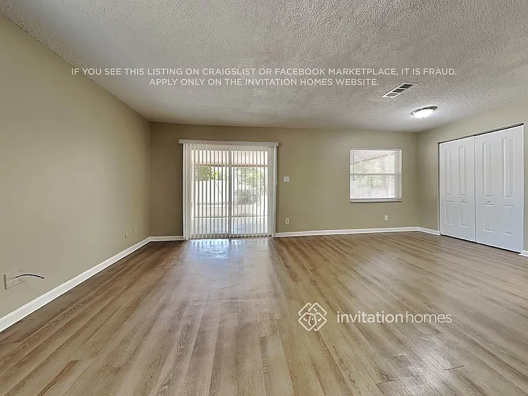 3206 W Euclid Ave — Photo 3