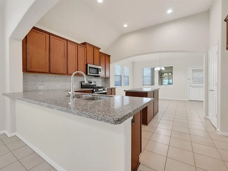 7631 Granite Terrace Ln — Photo 13