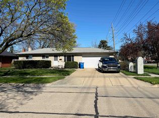 25002 Rubin Rd, Warren, MI 48089