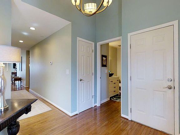 4th image of 654 Harbor Creek Pl