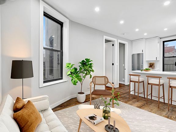 2nd image of 199 Prince St APT 28
