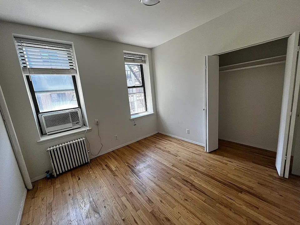 235 E 82nd St #5A