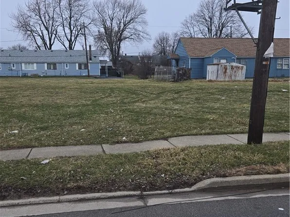 10 Browning Ave #17, Tonawanda, NY 14150