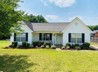 206 Deer Run Ct, Spartanburg, SC 29303