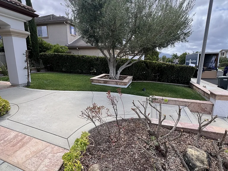 42251 Harwick Ln — Photo 5
