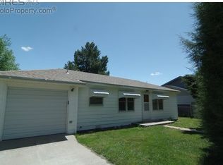 140 Columbia Dr, Julesburg, CO 80737
