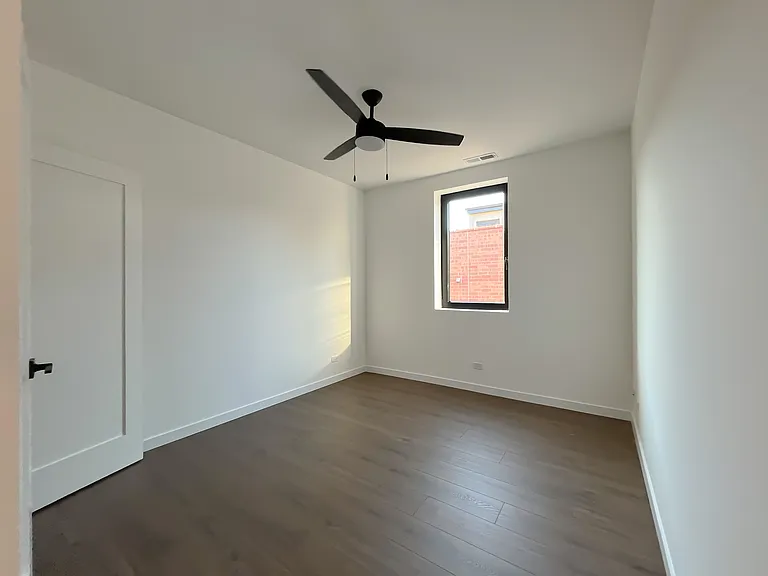 3710 N Kenmore Ave #3 — Photo 13