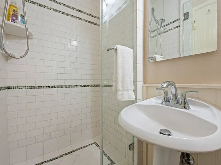 12642 Otsego St — Photo 36
