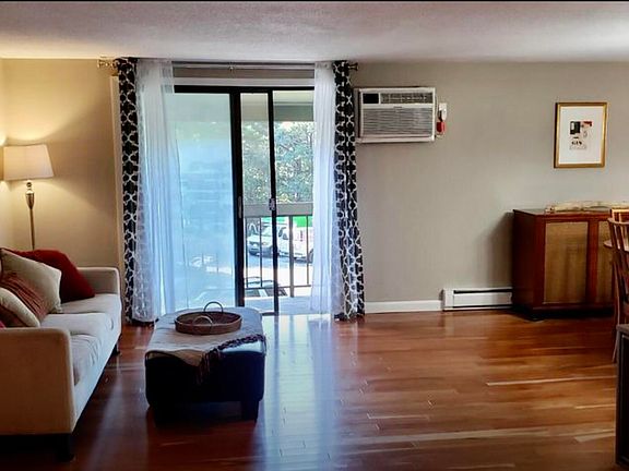 2nd image of 432 Old Chatham Road #209
