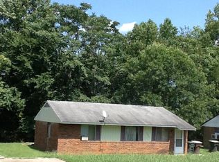 2405 Ponderosa Dr, Greensboro, NC 27406