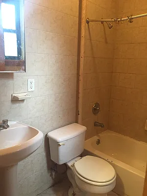 Rented by Nooklyn NYC LLC | media 12