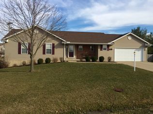 100 Seth Ct, Metamora, IL 61548