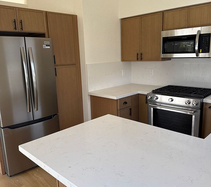 2nd image of 3726 Garfield St #3726