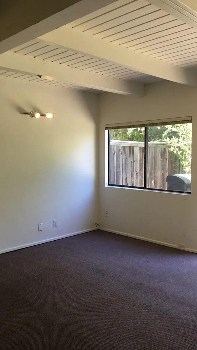 Building Photo - 415 N Chorro St #5