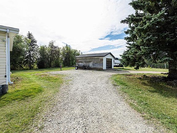 5th image of 35457 W Range Road 13