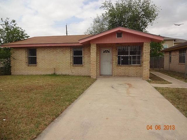 1st image of 4675 Central Cir