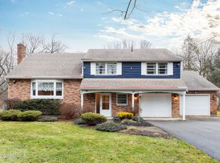 18 Baldwin Rd, Glenville, NY 12302