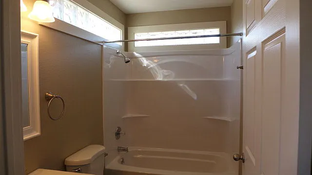 1 bed, 1.0 bath, 600 sqft, $1,195 — Photo 2