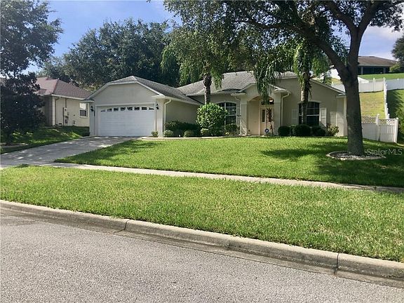 5th image of 802 Princeton Dr