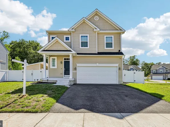 8202 Reecewood Dr, Severn, MD 21144