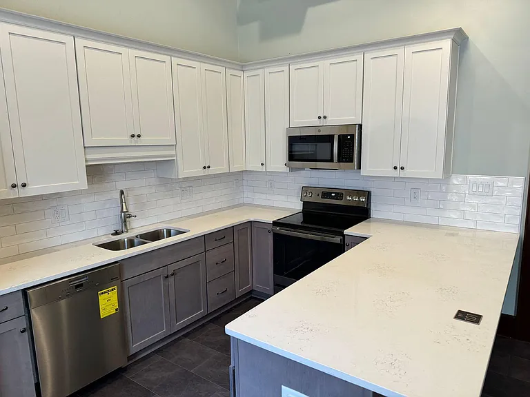 131 S Main St #101 — Photo 8